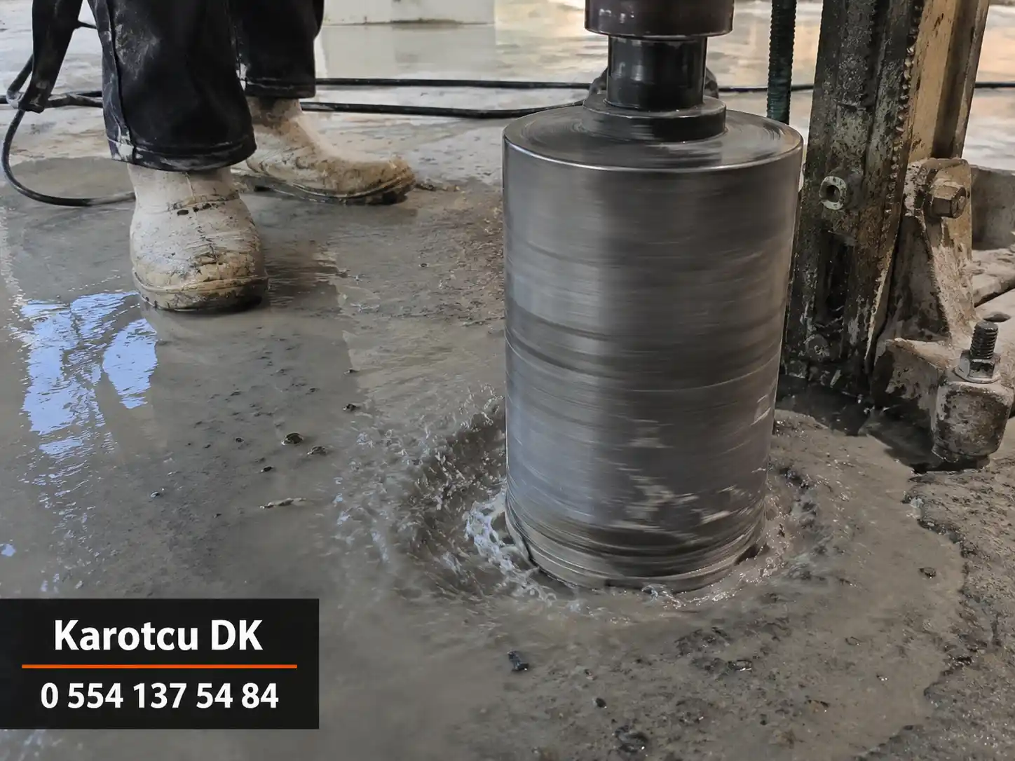 Tesisat deliği açma
